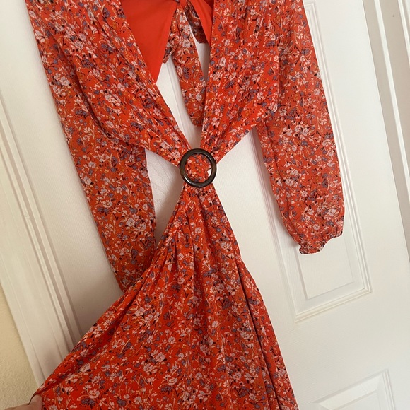 Depend On You Red Cutout Floral Ring Link Maxi Dress NWOT - Picture 9 of 13
